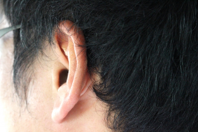 耳垢がすぐ溜まる原因は何？正しい耳掃除の方法をご紹介！